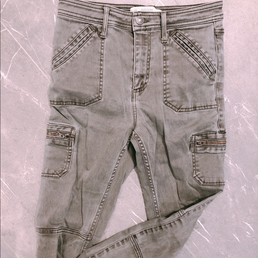 Abercrombie and Fitch skinny cargo pants
